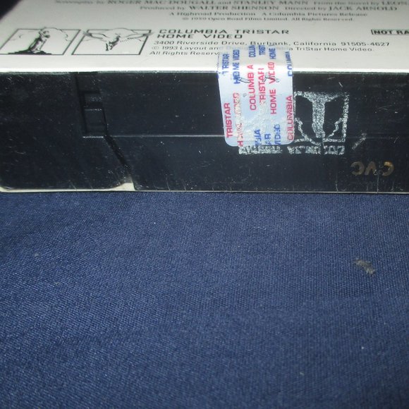 The Mouse That Roared (VHS, 1993, Unopened / New) w/ watermark - Picture 2 of 6